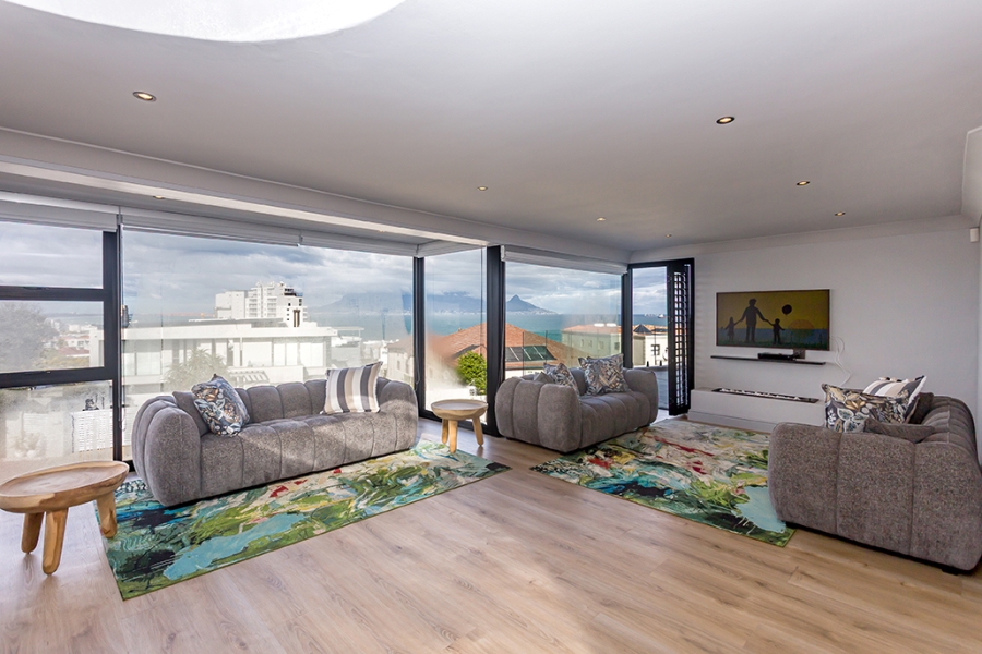 5 Bedroom Property for Sale in Bloubergstrand Western Cape